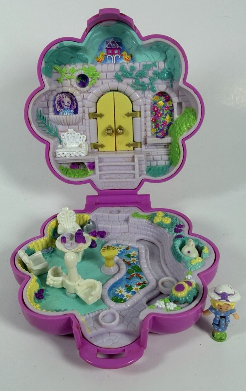 Vtg 1990 Polly Pocket Garden Surprise w/ One Figure - Pink Compact Bluebird Toys
